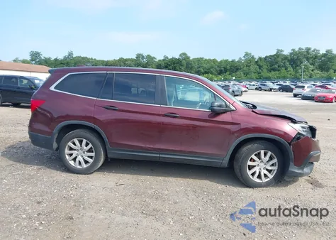 2019 Honda Pilot Lx z USA, uszkodzony, nr VIN 5FNYF6H12KB053692